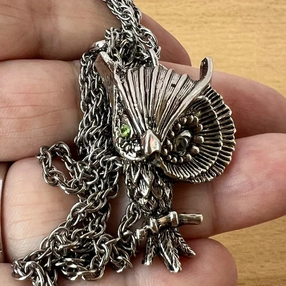 VINTAGE DAVID GRAU SPAIN GREEN CRYSTAL OWL NECKLACE PENDANT ROPE CHAIN HALLMARKD